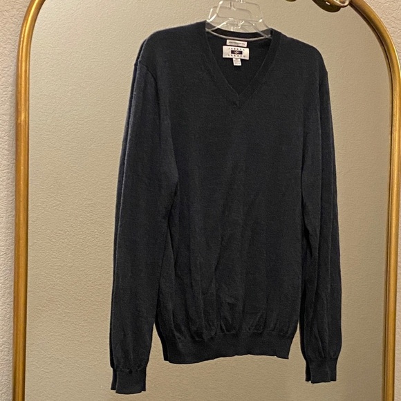 Joseph Abboud Men's Classic Black V-Neck 100% Merino Wool Sweater Size XL - Picture 2 of 9